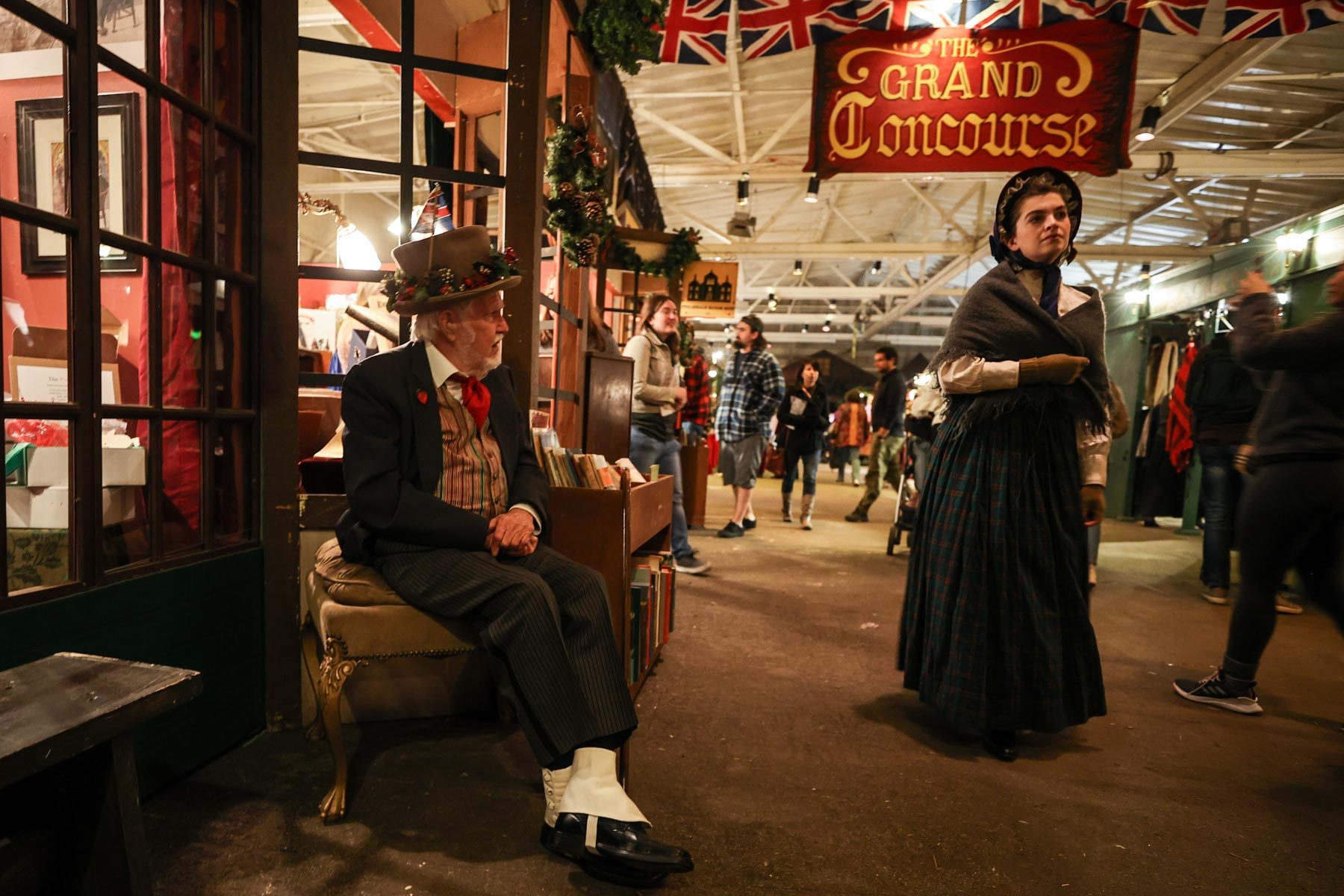 12 Best Christmas Markets In The U.s. Brimming With Holiday Cheer 