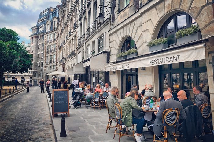 6 Countries With The Longest Lunch Breaks In The World Gettyimages 689531658