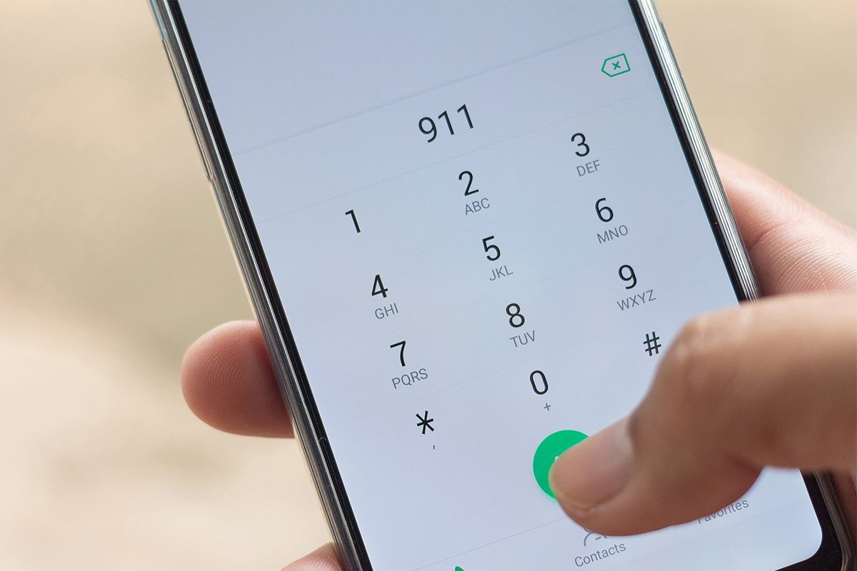 14 Outrageously Funny 911 Calls Gettyimages 1032413480