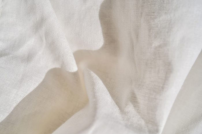 texture of natural cotton sheets